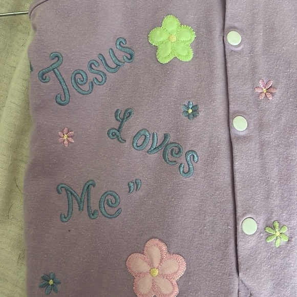 Purple Sleeveless Baby Romper with Floral Embroidery - Picture 2 of 2